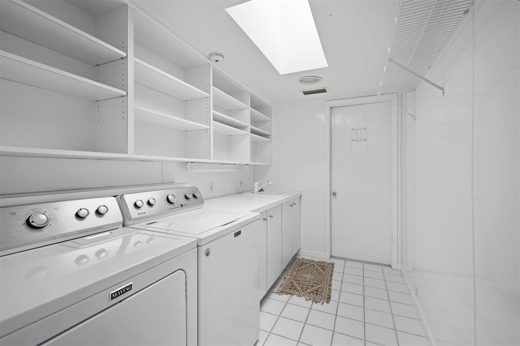 431 Hedwig Road Piney Point Village, TX 77024 - Photo 19 of 22