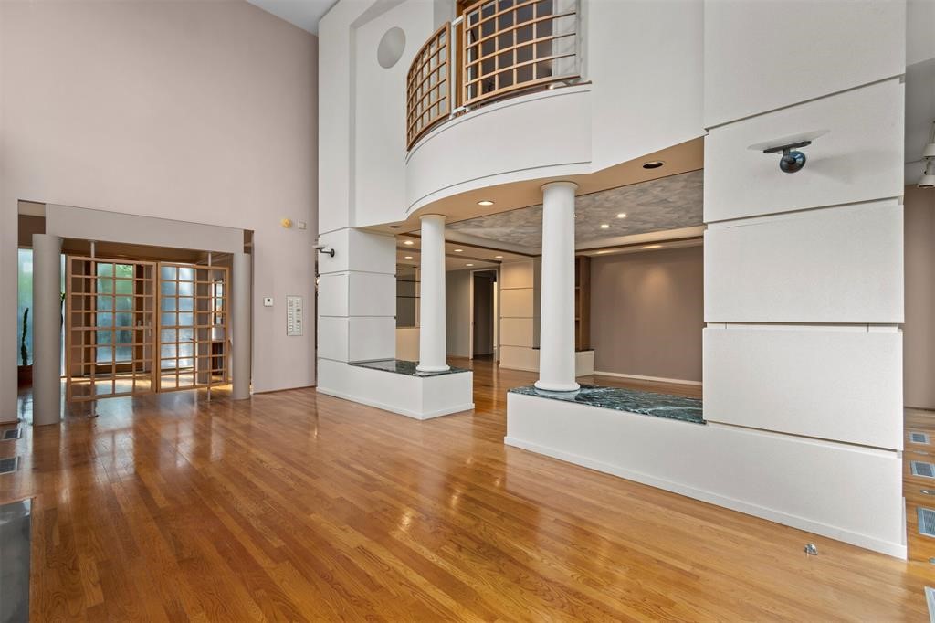 431 Hedwig Road Piney Point Village, TX 77024 - Photo 4 of 22