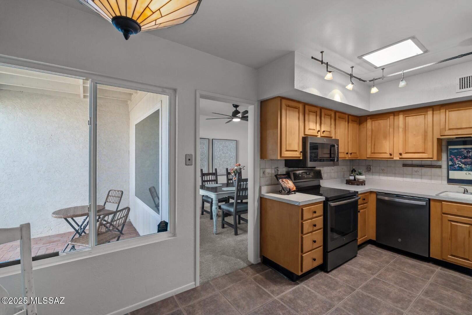 4810 East Fort Lowell Road, Unit H Tucson, AZ 85712 - Photo 19 of 36 Gallery Image 19