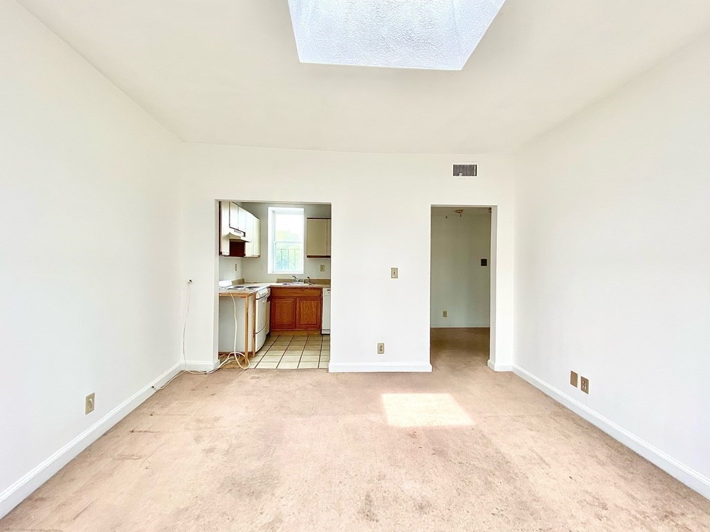 1411 Commonwealth Avenue, Unit 501 Boston, MA 02135 - Photo 2 of 7