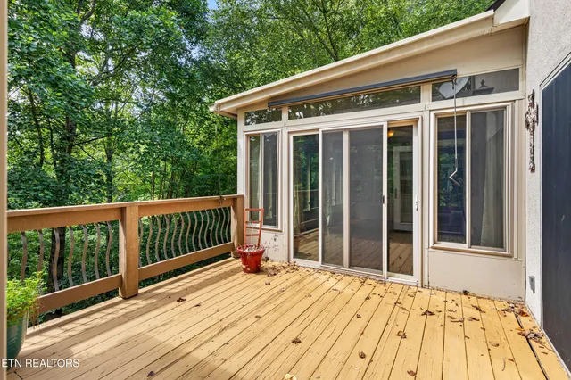 $1,324,900 | 309 Bullrun Valley Drive, Heiskell, TN 37754