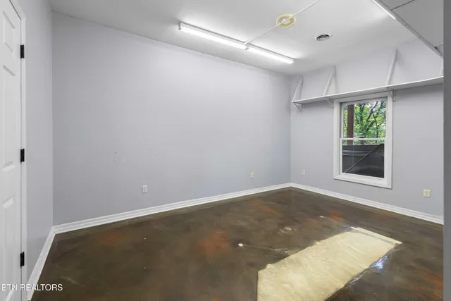 $1,324,900 | 309 Bullrun Valley Drive, Heiskell, TN 37754