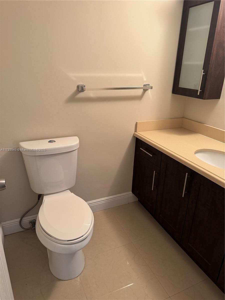 900 Bay Drive, Unit 307 Miami Beach, FL 33141 - Photo 3 of 10