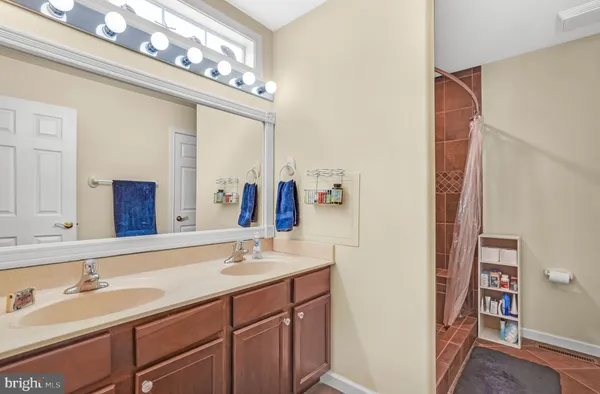 $375,000 | 37323 Davey Jones Boulevard, Greenbackville, VA 23356