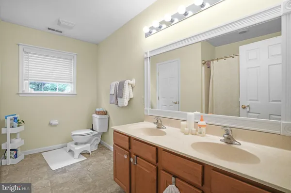 $375,000 | 37323 Davey Jones Boulevard, Greenbackville, VA 23356