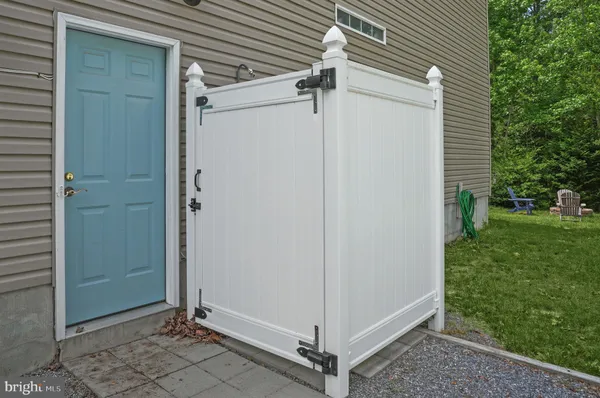 $375,000 | 37323 Davey Jones Boulevard, Greenbackville, VA 23356