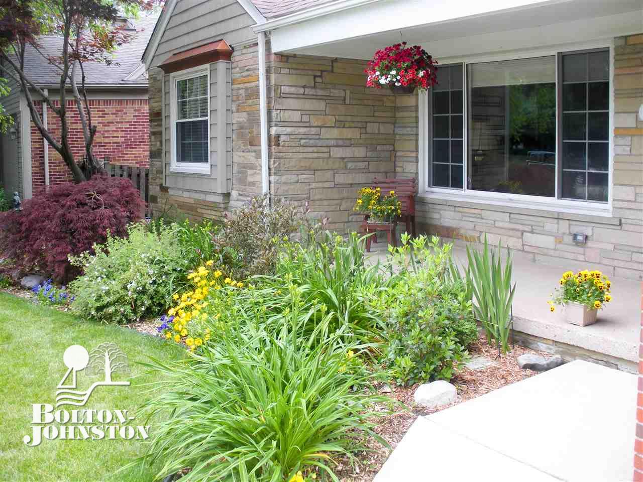1450 Torrey Road Grosse Pointe Woods, MI 48236 - Photo 29 of 30