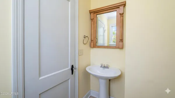 $1,650 | 414 Meritta Avenue, Beaufort, SC 29902