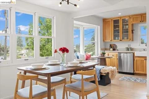 $1,029,000 | 4425 Norton Avenue, Oakland, CA 94602