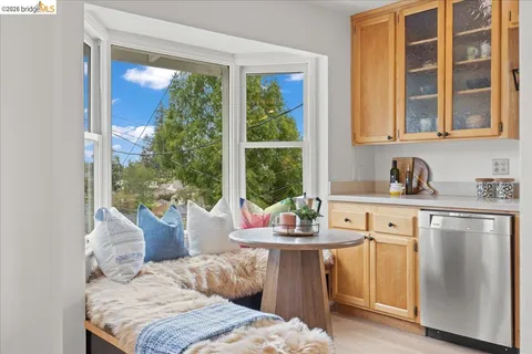 $1,029,000 | 4425 Norton Avenue, Oakland, CA 94602