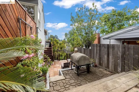 $1,029,000 | 4425 Norton Avenue, Oakland, CA 94602