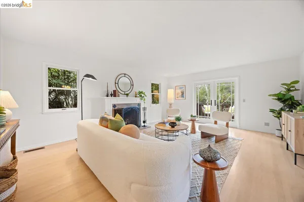 $1,029,000 | 4425 Norton Avenue, Oakland, CA 94602