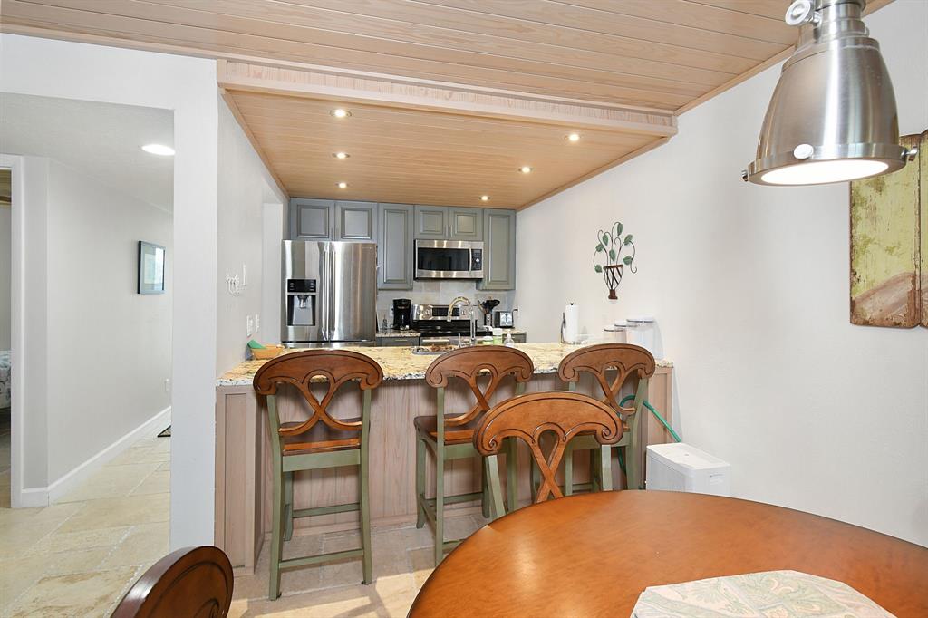 40 Northeast Plantation Road, Unit 109 Stuart, FL 34996 - Photo 13 of 41