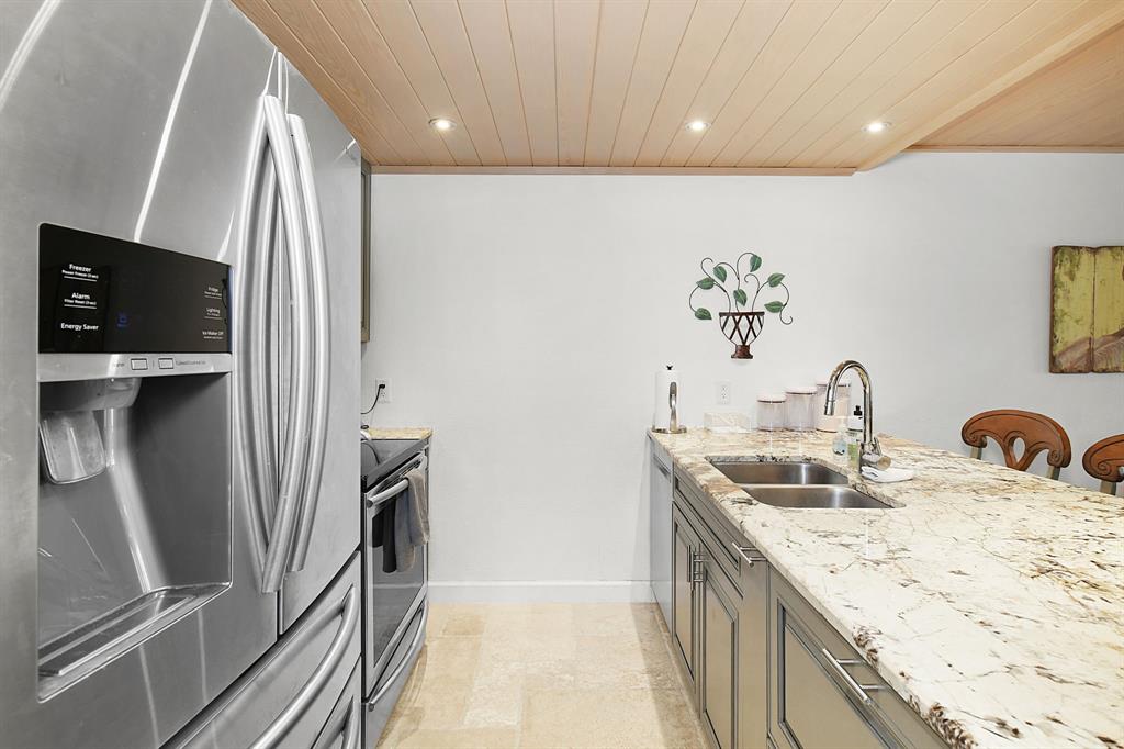 40 Northeast Plantation Road, Unit 109 Stuart, FL 34996 - Photo 3 of 41