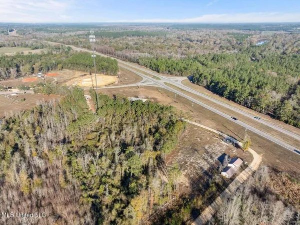 $105,000 | 1 Us-98, McLain, MS 39456