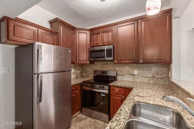 $265,000 | 1126 West Elliot Road, Unit 1010, Chandler, AZ 85224