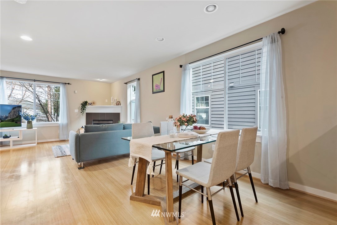 925 North 97th Street Seattle, WA 98103 - Photo 3 of 24 Gallery Image 3