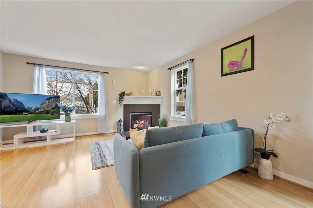 925 North 97th Street Seattle, WA 98103 - Photo 4 of 24 Gallery Image 4