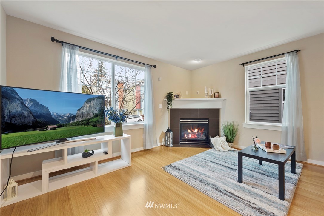 925 North 97th Street Seattle, WA 98103 - Photo 5 of 24 Gallery Image 5