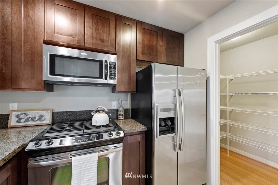 925 North 97th Street Seattle, WA 98103 - Photo 8 of 24 Gallery Image 8