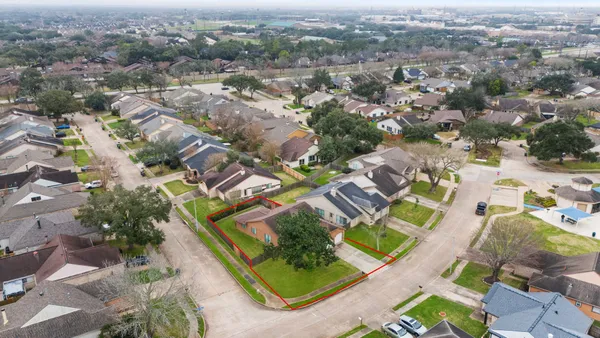 $2,300 | 2502 Planters Row, Sugar Land, TX 77478