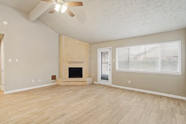 $2,300 | 2502 Planters Row, Sugar Land, TX 77478