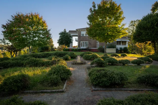$3,100,000 | 209 Browntown Road, Red Bank, TN 37415
