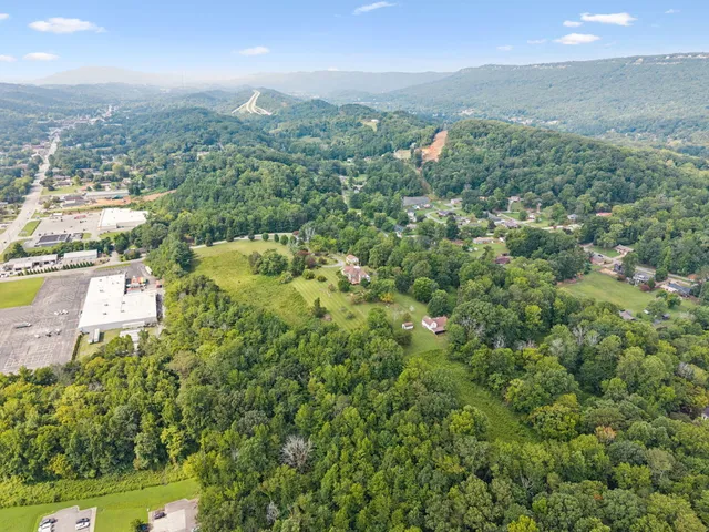 $3,100,000 | 209 Browntown Road, Red Bank, TN 37415