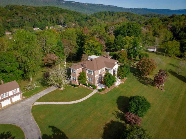 $3,100,000 | 209 Browntown Road, Red Bank, TN 37415
