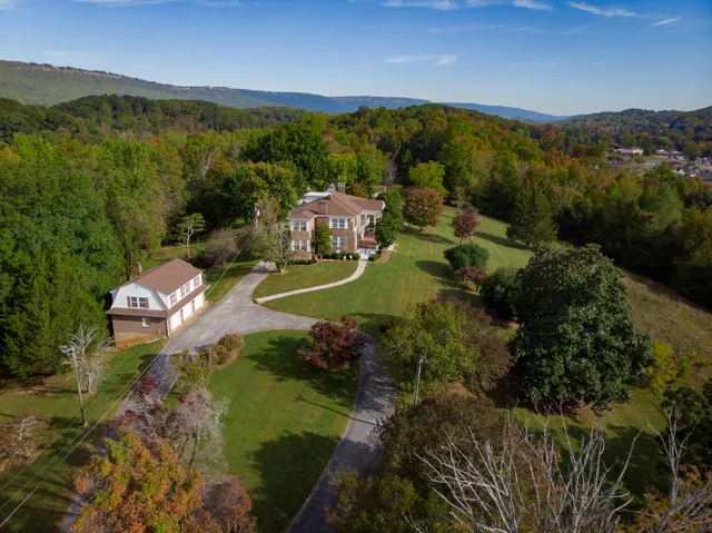 $3,100,000 | 209 Browntown Road, Red Bank, TN 37415