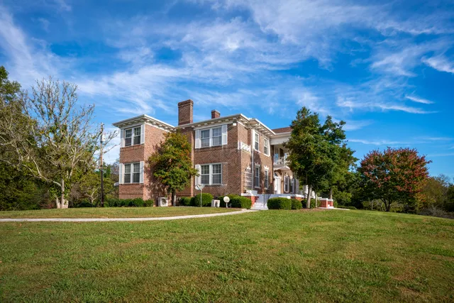 $3,100,000 | 209 Browntown Road, Red Bank, TN 37415
