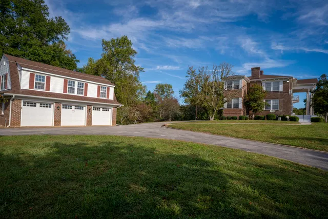 $3,100,000 | 209 Browntown Road, Red Bank, TN 37415