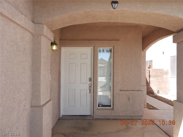$1,975 | 9195 Briarthorne Street, Las Vegas, NV 89123