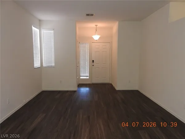 $1,975 | 9195 Briarthorne Street, Las Vegas, NV 89123