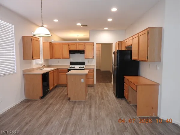 $1,975 | 9195 Briarthorne Street, Las Vegas, NV 89123