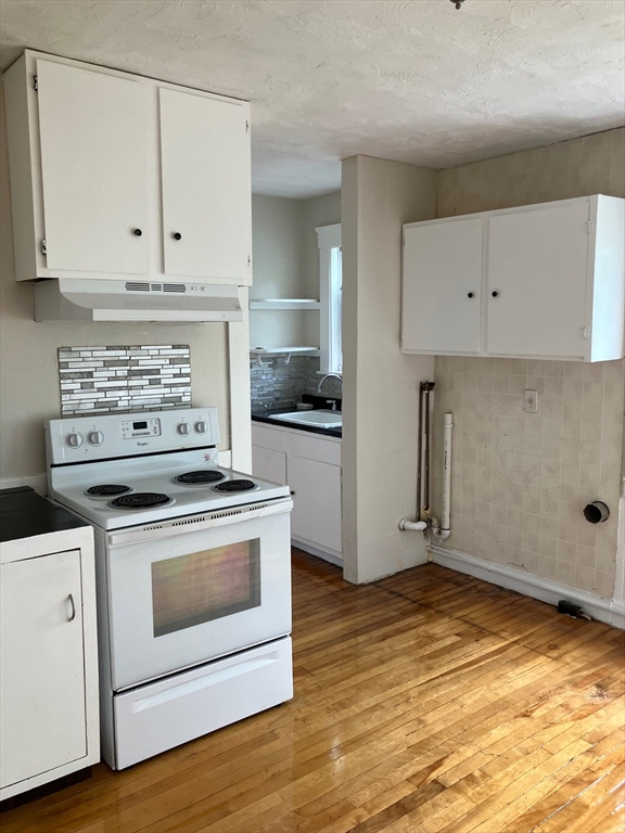 4 Loring Street, Unit 1 Worcester, MA 01606 - Photo 6 of 17