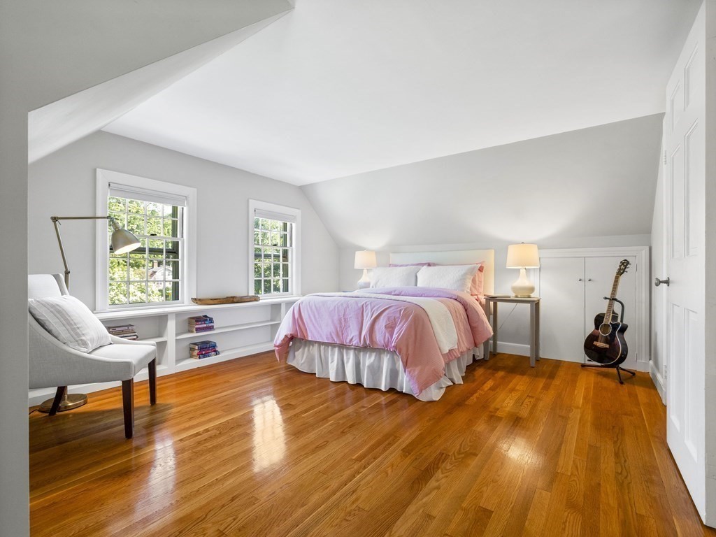 75 Standish Road Wellesley, MA 02481 - Photo 13 of 19