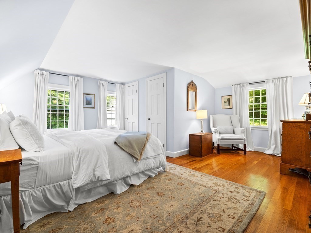 75 Standish Road Wellesley, MA 02481 - Photo 10 of 19