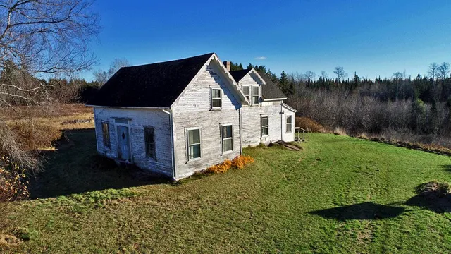 $259,500 | 1826 Bancroft Road, Bancroft, ME 04497