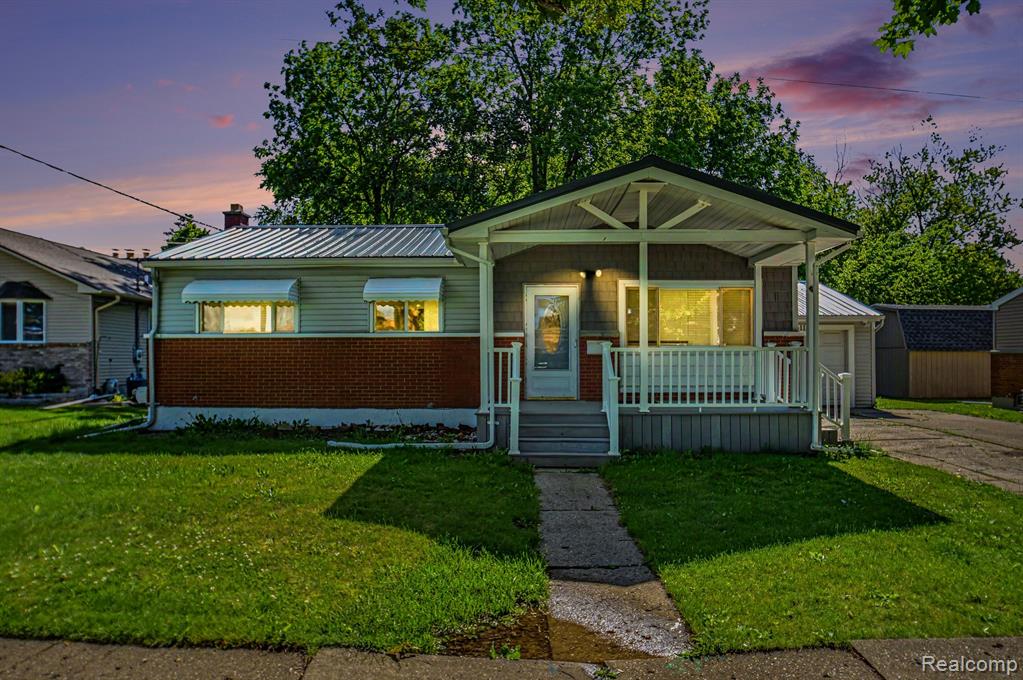 611 South Main Street Davison, MI 48423 - Photo 2 of 22