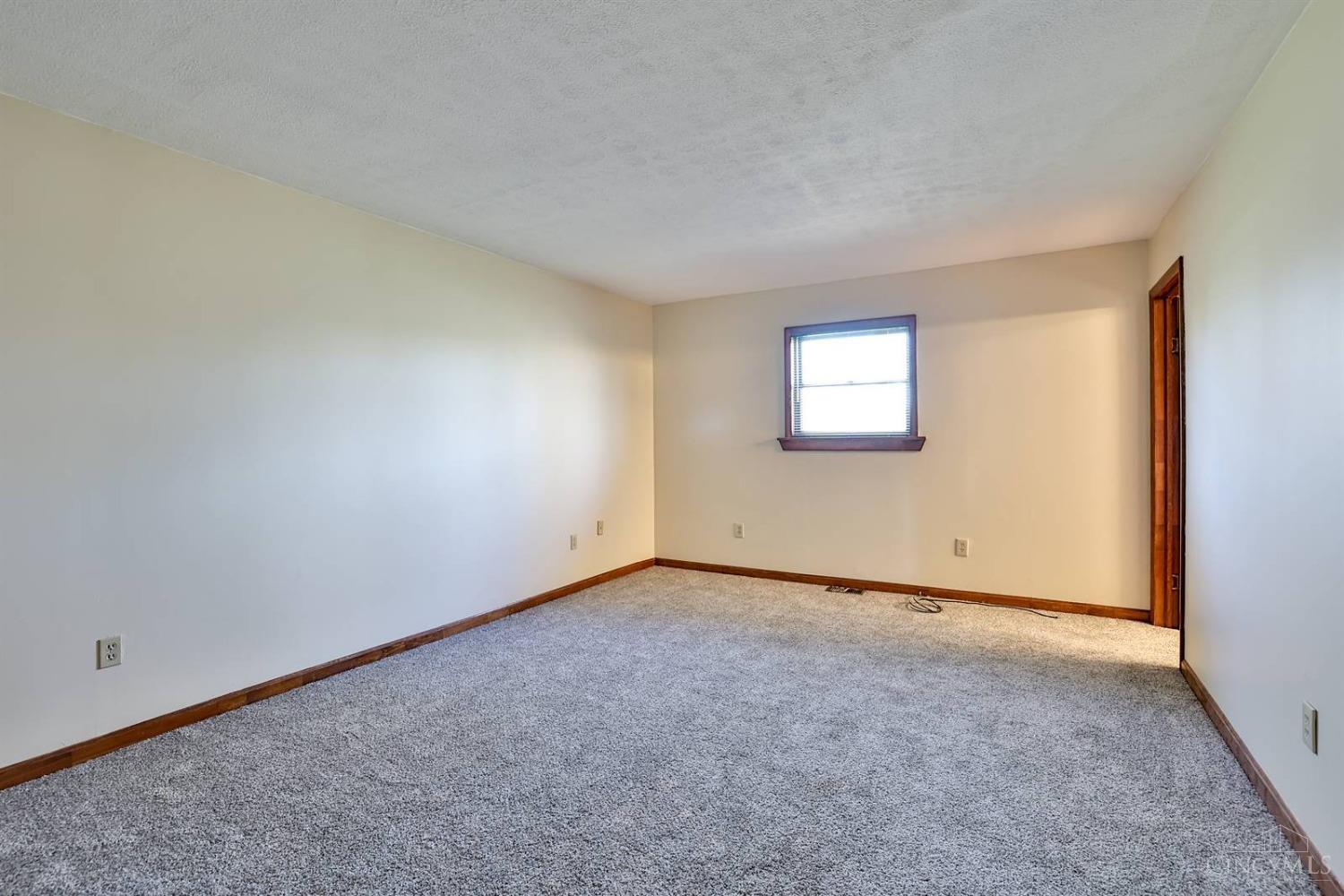 4820 Klatte Road Cincinnati, OH 45244 - Photo 19 of 44 Gallery Image 19