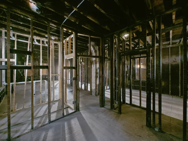 a view of an outdoor space