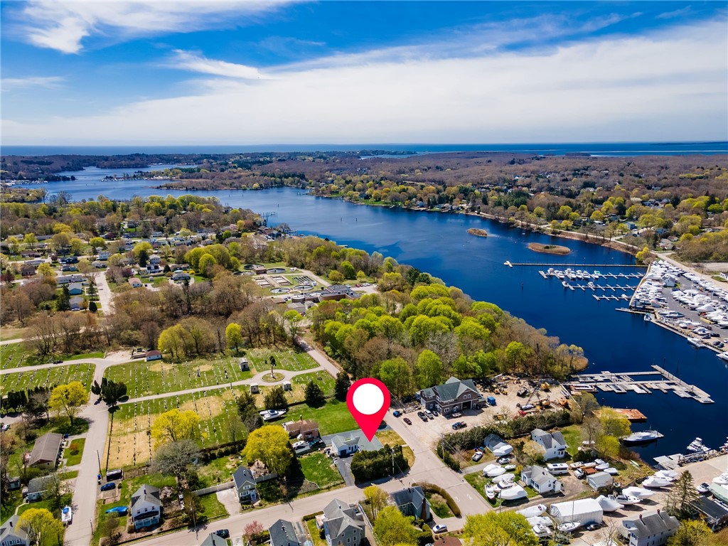 70 Margin Street Westerly, RI 02891 - Photo 6 of 48