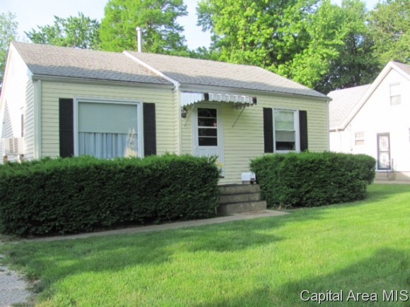 2000 Lee Street Springfield, IL 62703 - Photo 1 of 9