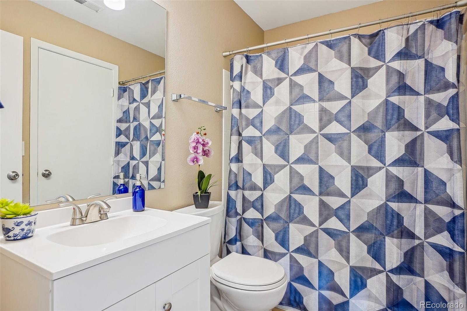 2253 South Buckley Road, Unit 202 Aurora, CO 80013 - Photo 18 of 27
