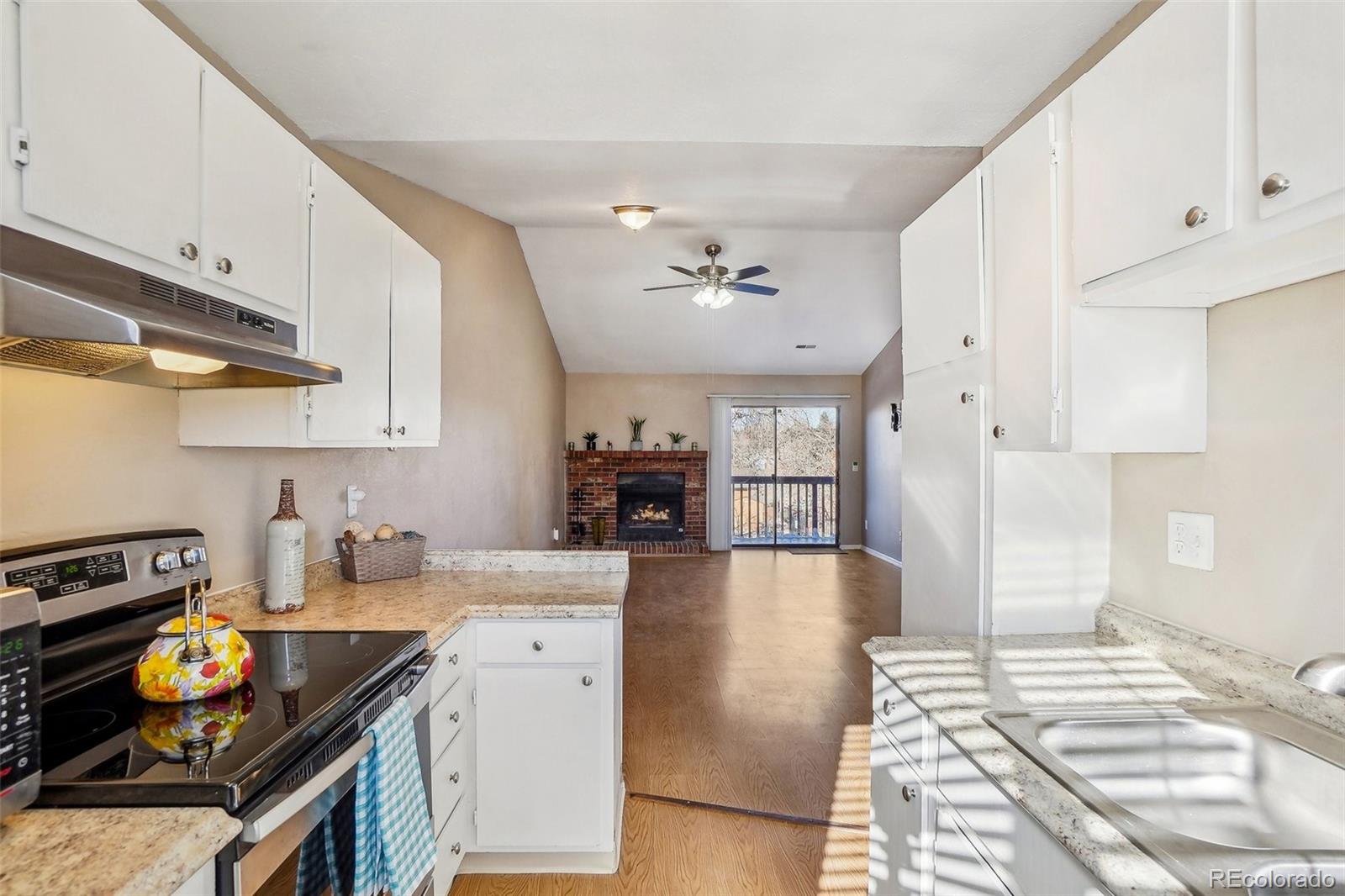 2253 South Buckley Road, Unit 202 Aurora, CO 80013 - Photo 9 of 27