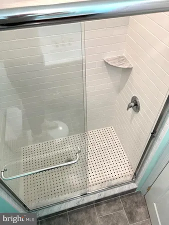 $1,350 | 1431 West Girard Avenue, Unit 3F, Philadelphia, PA 19130