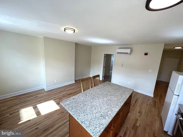 $1,350 | 1431 West Girard Avenue, Unit 3F, Philadelphia, PA 19130