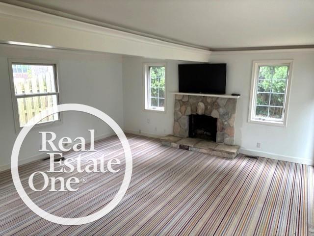 348 Touraine Road Grosse Pointe, MI 48236 - Photo 12 of 49 50179069-90f89632-1125-4958-89cc-b8fb9cebbdf2.JPG