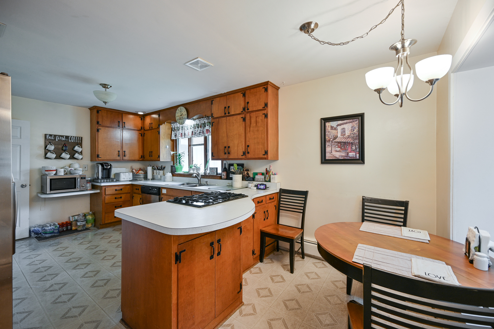 612 Saddle Road Wheaton, IL 60187 - Photo 11 of 22